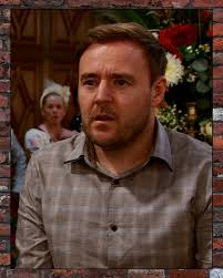 Lads... can we not interrupt Queen Debbie's day please! #Corrie