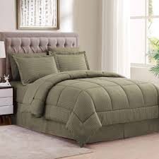 Not sweet home collection's luxury sheet set, though! Amazon Com Sweet Home Collection 8 Piece Bed In A Bag With Dobby Stripe Comforter Sheet Set Bed Skirt And Sham Set Queen Sage Home Kitchen