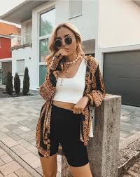 Black Biker Shorts Outfit Summer Biker Shorts How To Wear Cycling Shorts Biker Shorts Outfit Biker Cycling Shorts Wear In 2020 Athleisure Outfits Summer Athleisure Outfits Bike Shorts Outfit