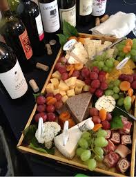 Tabla De Quesos Comida Y Vino Vinos Y Quesos Frutas Y Vegetales