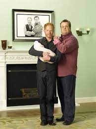 Modern Family Photo Cameron Mitchell Mitchell Modern Family Modern Family Cameron Modern Family Season 1