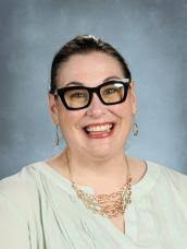 Sara Asher's Instagram, Twitter & Facebook