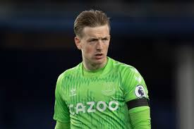 На поле стадиона эмирейтс в составе эвертон будет произведена замена. Uytu98avu2ovqm