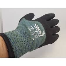 The shirt is often seen as just a simple layering piece, but it's really so much more than that. Gants De Protection Anti Froid Anti Coupures Pour Travail En Milieu Froid Niveau C