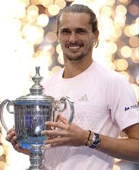 "Why isn't everyone standing up and applauding?" Zverev, bewildered, didn't even realize he had won... After 11th US Open challenge, finally crowned champion