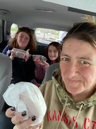 Went to buddy's for bagels and Rainbow cake￼