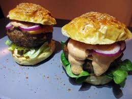 Bacon Goodness Cheeseburger Wie Funktionieren Burger Vom Oberhitzegrill Beefer Wir Zeigen Euch Wie S Geht Cheese Burger Schinkenspeck Bbq Rezepte