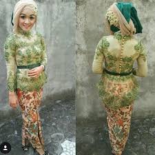 Bermain di film 'kartini', ayushita tampak njawani mengenakan jarik bermotif parang kusumo. Kebaya Untuk Hari Kartini Lengkap Dengan Tutorial Make Up Dan Model Hijab Hijab An