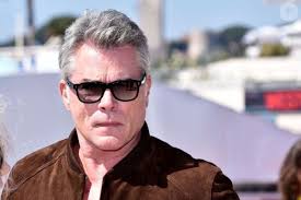 Photo : L'acteur et producteur américain Ray Liotta et l'acteur américain  Bill Paxton lors du photocall de la série "Texas Rising" dans le cadre du  MIPTV 2015 à Cannes le 13 avril