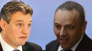 In a normal country, PM would be gone'