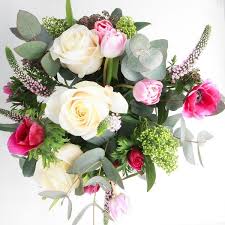 Order Flowers Online Uk Same Day Delivery Floom Order Flowers Online Order Flowers Flowers Online