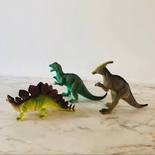 Dan heb je geluk, want hier zijn ze. Greenbrier International Other Lot Of 3 Greenbrier International Dinosaur Figure Poshmark