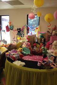 Pin By Rachel Gering On Michaele S Shower Baby Shower Gift Bags Baby Shower Gifts Baby Shower