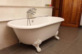 Baignoire Ancienne En Fonte Plymouth Blanche Baignoire Baignoire Ancienne Baignoire Sur Pied
