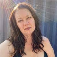 Lisa Gartman's Instagram, Twitter & Facebook