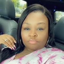 Tabatha Bender's Instagram, Twitter & Facebook