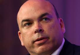 Quién es Mike Lynch, el multimillonario "Bill Gates británico" desaparecido  en el naufragio en Sicilia