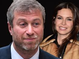 Where did roman abramovich got his money? Chelsea Owner Roman Abramovich Is Married Billionaire S Third Wife Confirms They Wed In Secret Mirror Online