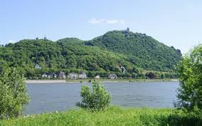 The drachenfels in the siebengebirge. Wegen Corona Drachenfels Wird Uber Silvester Gesperrt Radio Bonn Rhein Sieg