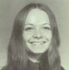 Marianna Gray's Instagram, Twitter & Facebook