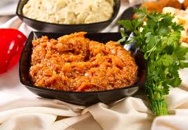 In cratita se pune uleiul, bulionul, mararul, sarea, zaharul si legumele. ZacuscÄ De Vinete Cele Mai Bune ReÈete Pe Care SÄ Le Incerci Libertatea