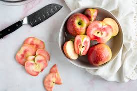 Lucy Rose Et Lucy Glo Deux Nouvelles Varietes De Pommes Apple Ingredients Apple Food Industry