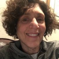 Lynn Firestone's Instagram, Twitter & Facebook