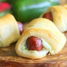 Jalapeno Popper Pigs In A Blanket Recipe Food Recipes Snacks
