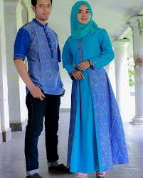 Model Gamis Batik Kombinasi Untuk Orang Gemuk Akan Sangat Membantu Orang Orang Bertubuh Gemuk Untuk Tetap Gaun Batik Batik Model Pakaian