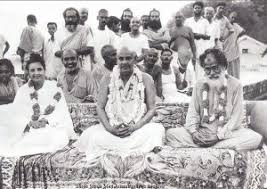 Sri Ma Anandamayi » Swami Sivananda