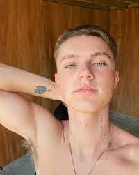Maybe you would like to learn more about one of these? Hrvy S Emotional Meaning Behind Neck Tattoo After Apologising To His Mum For Getting It Mirror Online