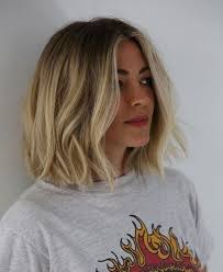 Medium hairstyles & haircuts for 2021 recently, women started to prefer short and medium models. 50 Cute Short Bob Haircuts Hairstyles For Women In 2021 Hair Styles Bob Hairstyles For Fine Hair Bob Hairstyles