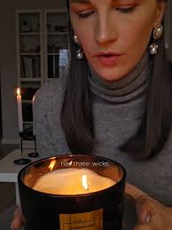 Laura Puncule: Aromaterapia con Velas Aromáticas