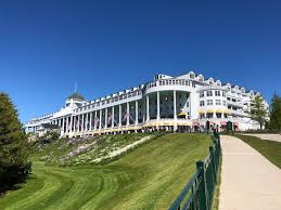 Check out tripadvisor members' 7,720 candid photos and videos of landmarks, hotels, and attractions in mackinac island. Habitually Chic My Trip To The Grand Hotel On Mackinac Island