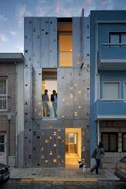 Las fachadas textiles es un nuevo tipo de arquitectura de fachadas, que surge de las nuevas innovaciones en el diseño de edificios. 15 Fachadas De Edificios Impresionantes