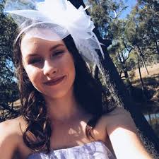 ABBIE PORTER (@__abbieporter)