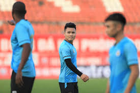 Vào tháng 4/2021, anh chàng còn bị phát hiện có nhiều. V League 2021 Quang Háº£i Tiáº¿p Tá»¥c Váº¯ng Máº·t Tráº­n Clb Ha Ná»™i Tiáº¿p Ä'ong A Thanh Hoa Vtv Vn