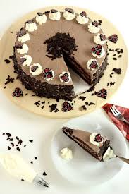 Himmlische Schoko Sahne Torte Einfaches Und Super Leckeres Rezept Mit Rezept Video Schoko Sahne Torte Torten Rezepte Einfach Mit Fondant Kuchen Ohne Backen