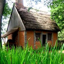 A Replica Of An Early Acadia Home Not All Acadians Became Cajuns In Louisiana Some Moved To Quebec Some Stayed In Nova Scotia Acadian Homes Annapolis Royal
