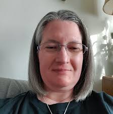 Let's welcome your new admin, Julie Trisnan. Julie will be helping me  administer this group whilst I am down