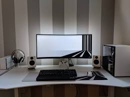 Imgur White Desk Setup Computer Desk Setup Gaming Room Setup