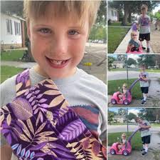 Sooo I found out there's sling carriers for beardies and life is complete  🥰😂