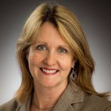 Shana Reyes's Instagram, Twitter & Facebook