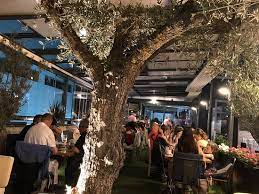Nuestro restaurante el olivo se presenta con una oferta gastronómica innovadora y atractiva que esperamos te guste. Cerveceria Y Restaurante El Olivo Las Rozas Restaurant Bewertungen Telefonnummer Fotos Tripadvisor