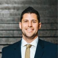 Mike Pascarella's Instagram, Twitter & Facebook