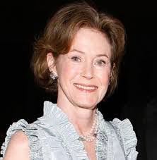 Meredith Weller's Instagram, Twitter & Facebook