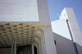 Lloyd Jones On Instagram The National Gallery Of Australia By Edwards Madigan Torzillo And Partners It Was Opened In 1982 The S In 2020 Lloyd Jones Lloyd Australia