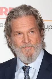 Jeff Bridges At Arrivals For Aarp The Magazine'S 16Th Annual Movies For  Grownups Awards, The Beverly Wilshire Hotel, Beverly Hills, Ca February 6,  2017. Photo By Priscilla GrantEverett Collection : Amazon.de: Küche,