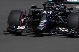 The british grand prix is a grand prix motor race organised in the united kingdom by the royal automobile club.first held in 1926, the british grand prix has been held annually since 1948 and has been a round of the fia formula one world championship every year since 1950. Gp Wielkiej Brytanii Szalona Koncowka Hamilton Wygral Z Przebita Opona Wyniki Super Express