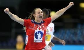 Hun har deltaget i alle det norske landsholds trupper, fra 2009 til 2012. Camilla Herrem Handball Planet